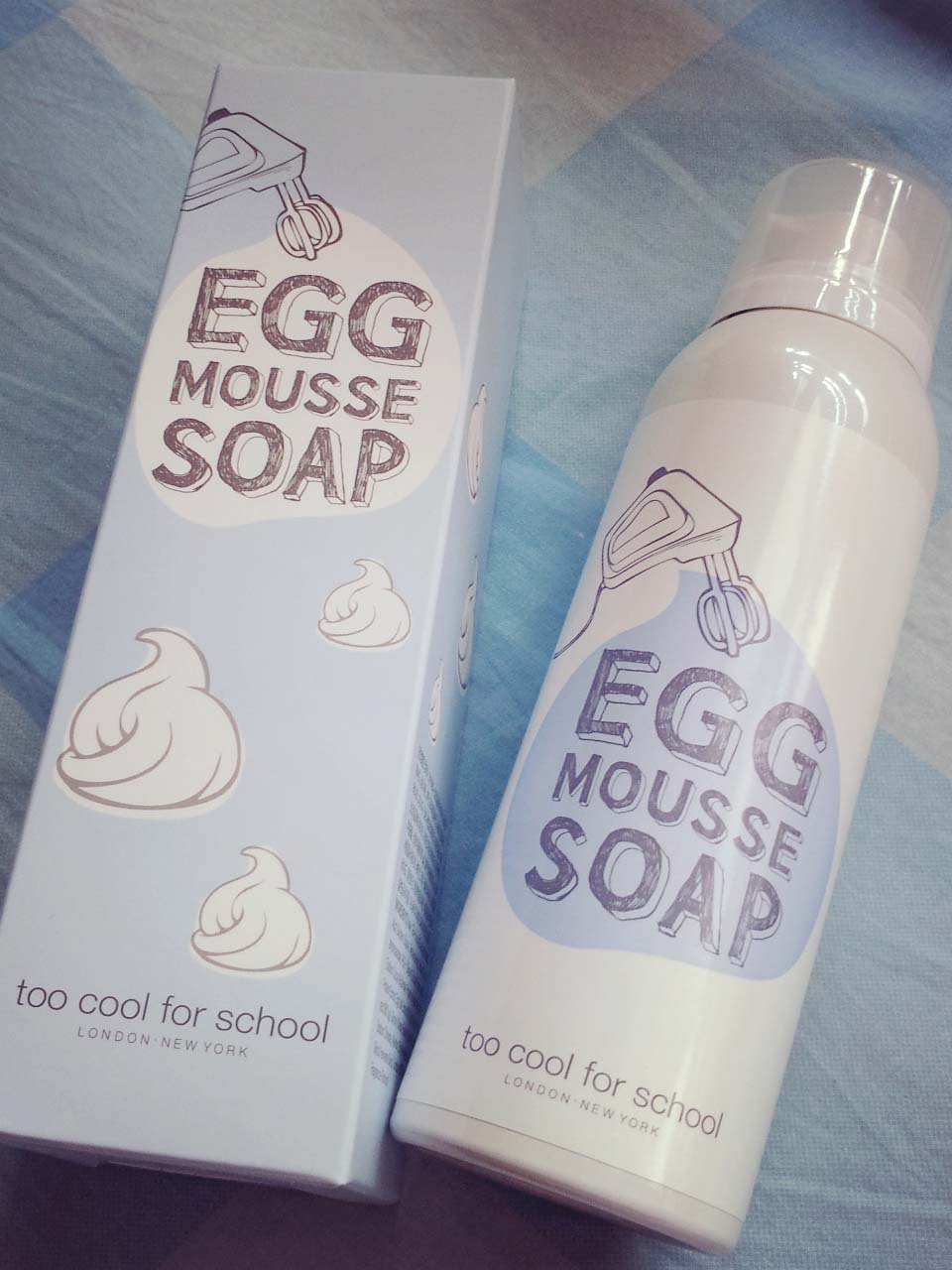 用忌廉洗出剝殼雞蛋：Too Cool for School Egg Mousse Soap