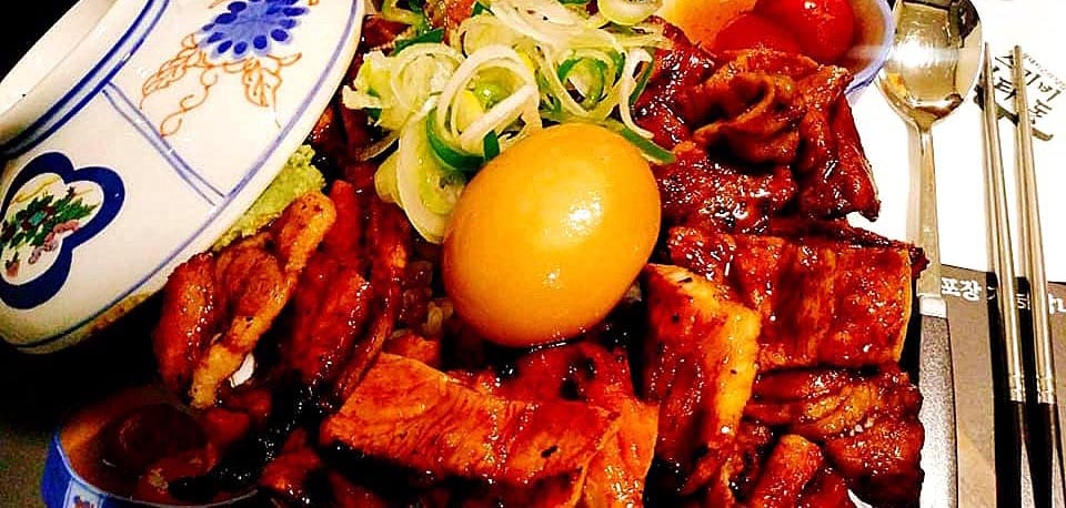 首爾一人食堂好介紹 - 日式燒肉爆滿大碗飯